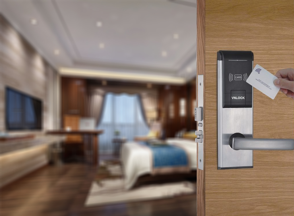Khóa thẻ từ khách sạn